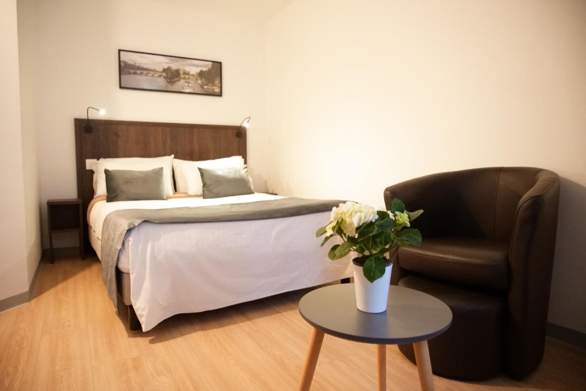 Hotel Du Marche Париж Екстериор снимка